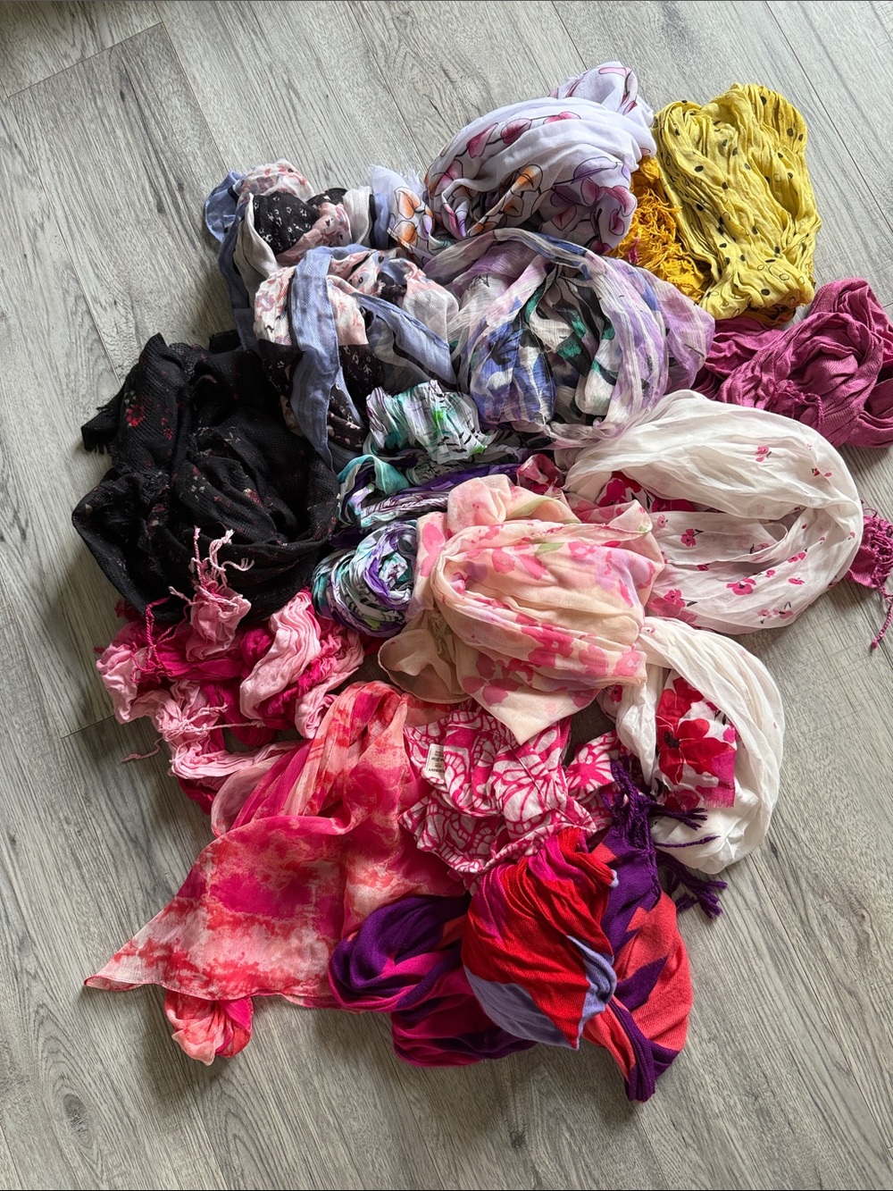 Assorted Women's Fashion Scarves - Mixed Colors-Lot of 13